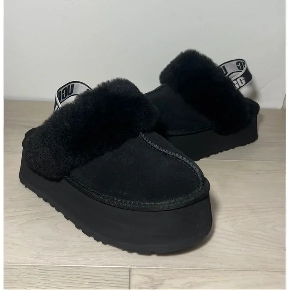 UGG Funkette Women’s Black Fluff Platform Shoes SZ 9 - Picture 2 of 9